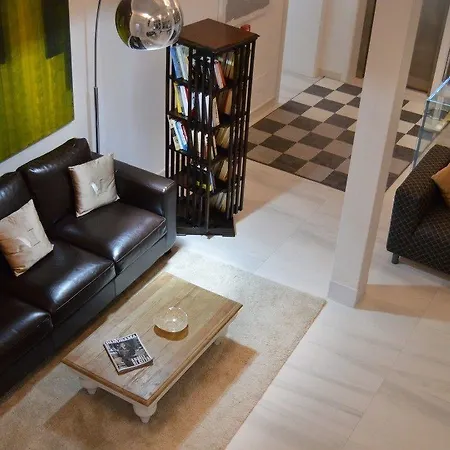 Szálloda Minieri & 3*