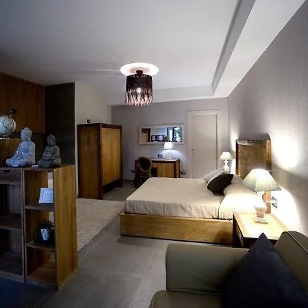 Minieri & Otel Nola