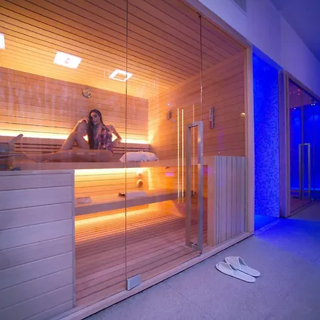 Szálloda Minieri & Nola