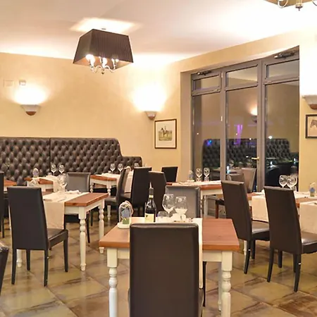 Minieri & Szálloda 3*