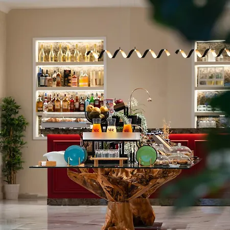 Hotel Minieri & 3*
