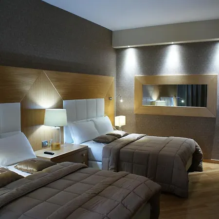 Szálloda Minieri & 3*